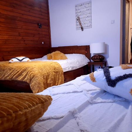 Cocooning In A Lovely Mountain Suite - One Azuga Buitenkant foto